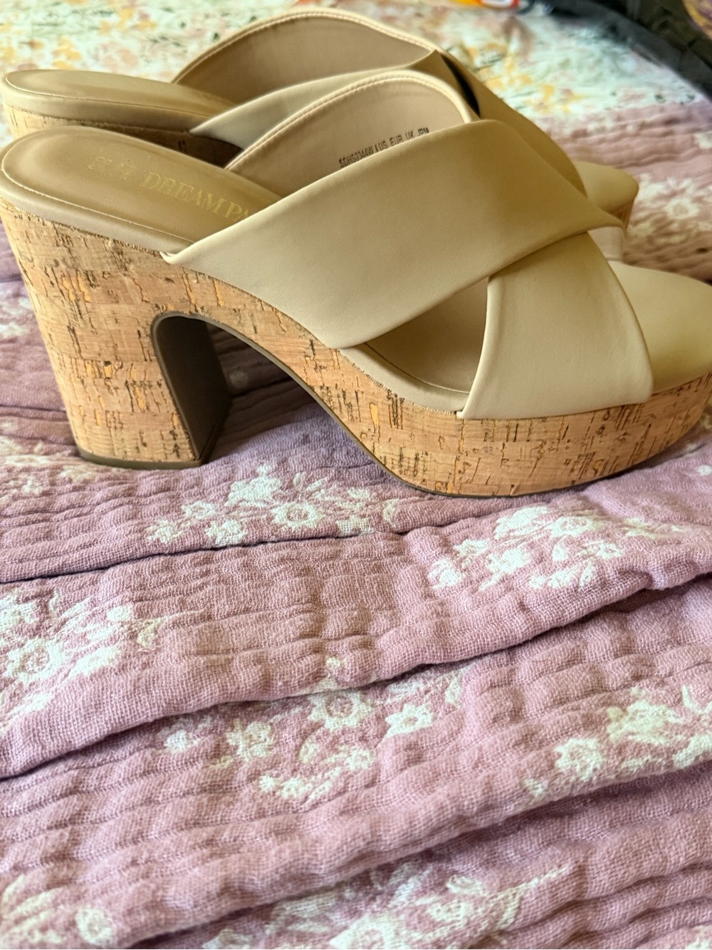 Dream Pairs Beige Crossover Slide Mules - Picture 2 of 6